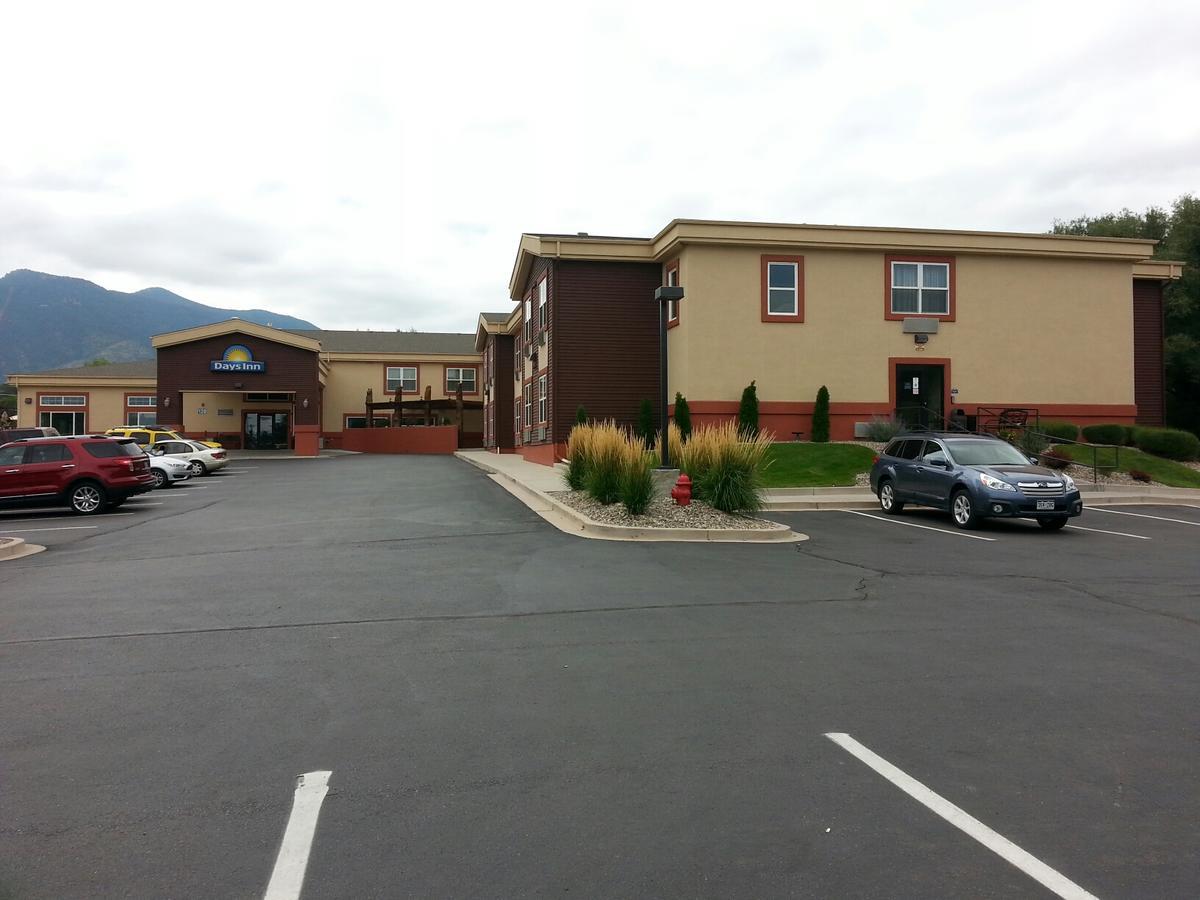 Days Inn By Wyndham Manitou Springs Zewnętrze zdjęcie